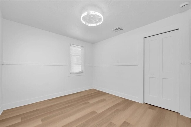 Building Photo - 358 Boca Ciega Dr
