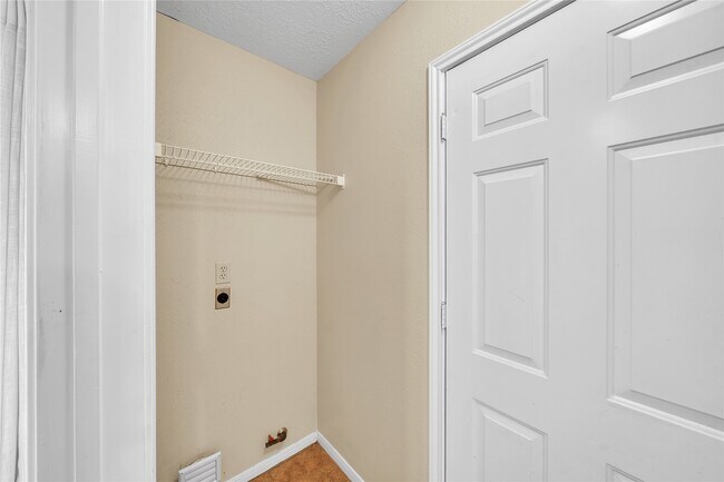 Building Photo - 16531 Tranquil Dr