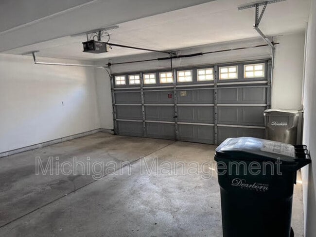 Building Photo - 4790 Maddie Ln