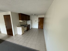 Building Photo - 51 Whiting St