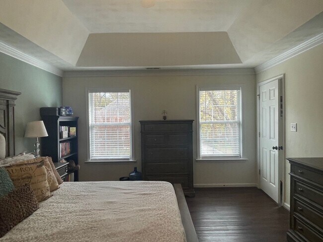 Building Photo - Cypress Point