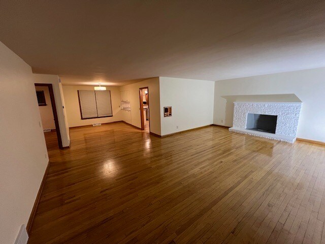 Building Photo - 306 Palomino Ln