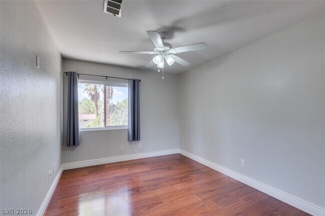 Building Photo - 1683 Tassel Fern Ave