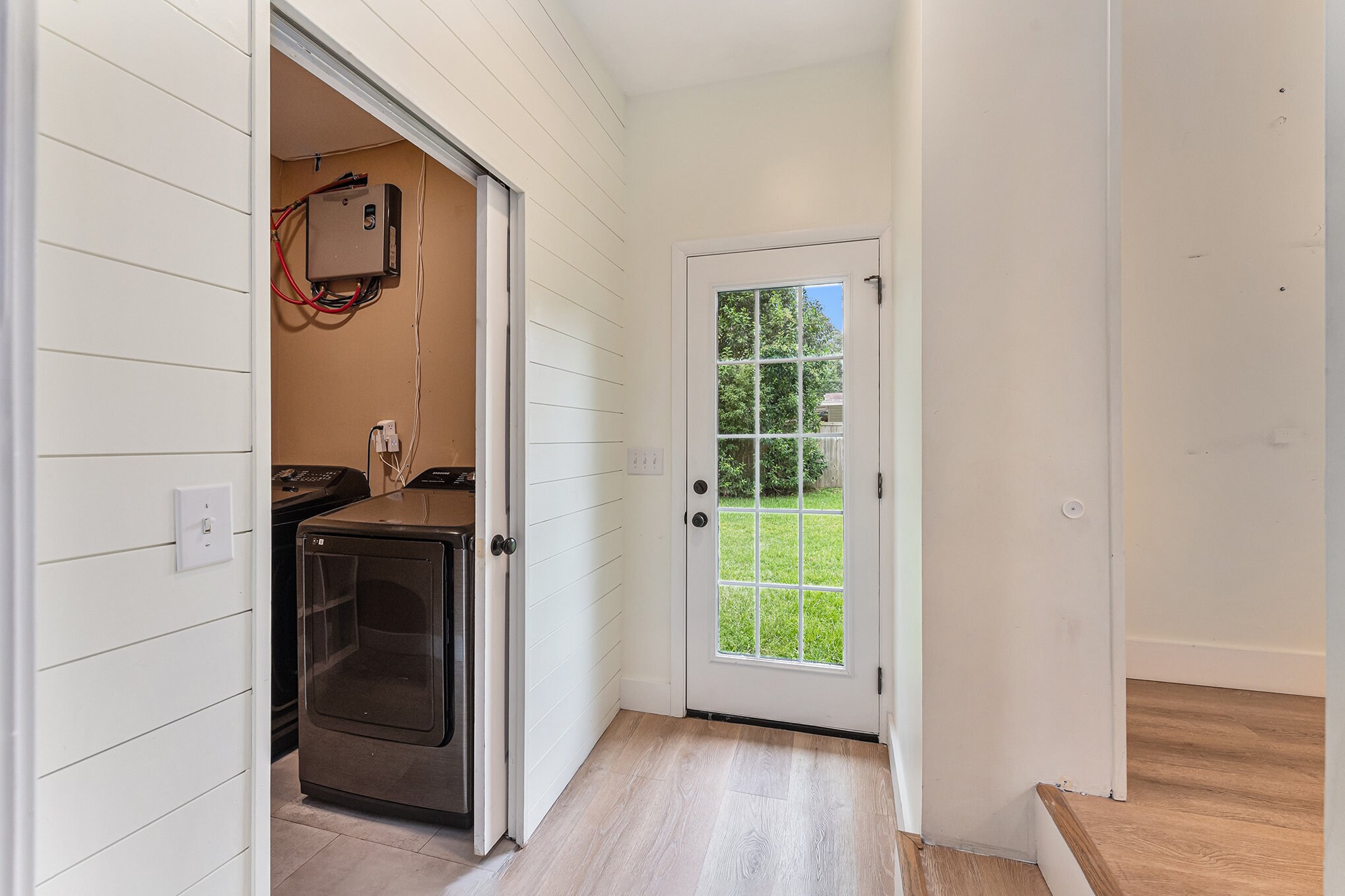 Exit to backyard - 1816 Gippy Ln