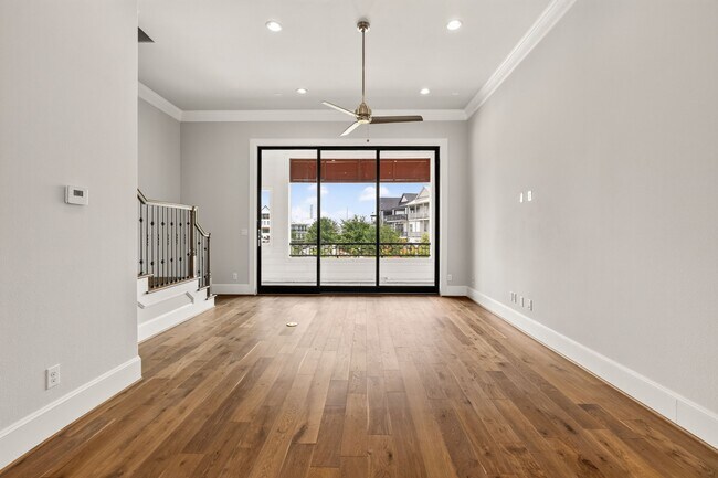Building Photo - 8711 Oak Kolbe Ln