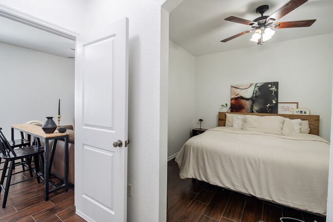 Building Photo - Rental Near Downtown Lakeland!!