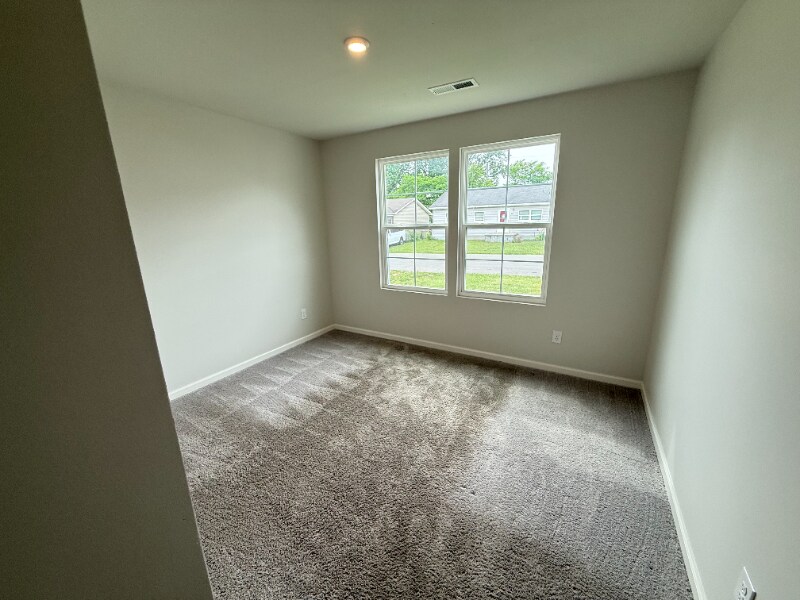 Building Photo - 213 Lowell Ave