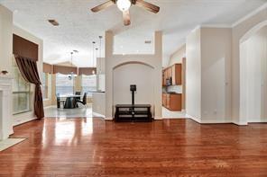 Building Photo - 3015 Newbrook Dr