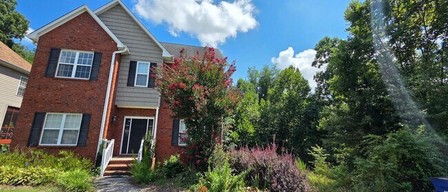 Building Photo - 4049 Clinard Ave