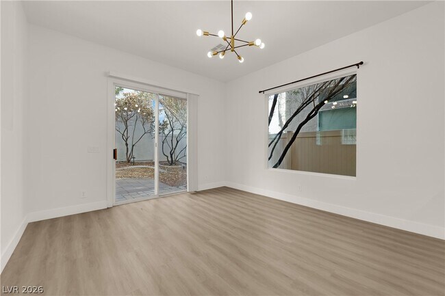 Building Photo - 1529 Tillman Falls Ave