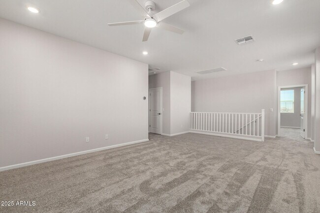 Building Photo - 18207 W Daley Ln