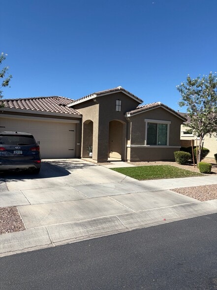 Building Photo - 23051 E Escalante Rd