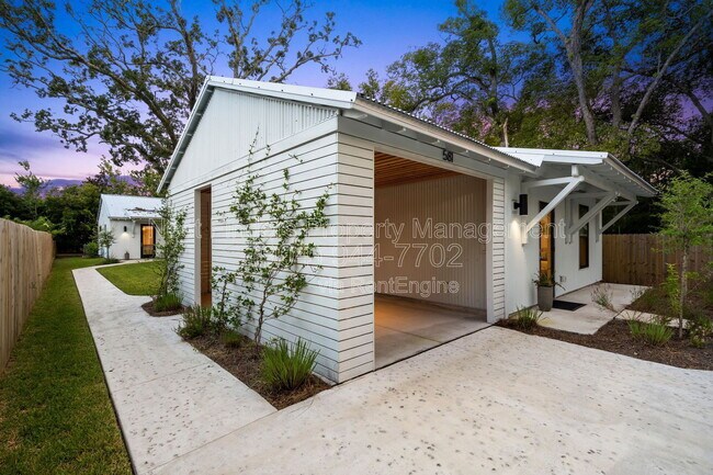 Building Photo - 581 Hazel St