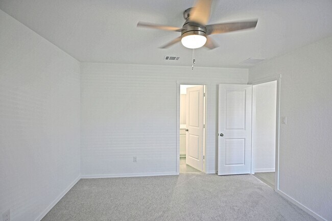 Building Photo - 1808 Stonechat