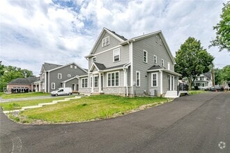 Building Photo - 16 Cottage St