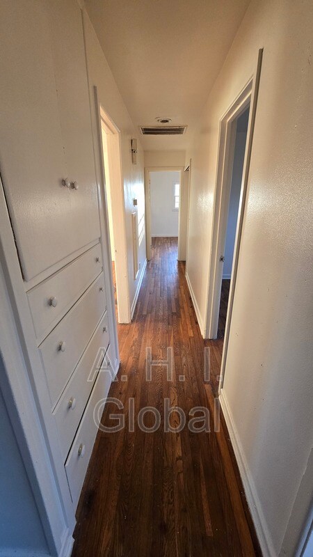 Building Photo - 4114 S Bowie St