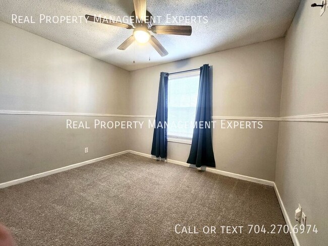 Building Photo - 6022 Winged Elm Ct