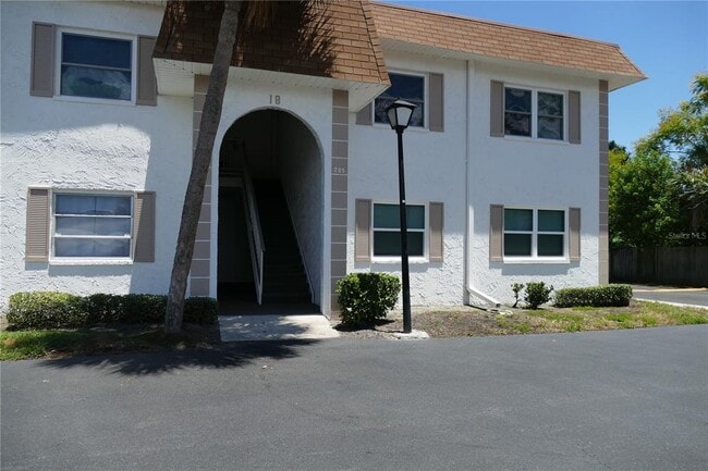 Building Photo - 205 S McMullen Booth Rd