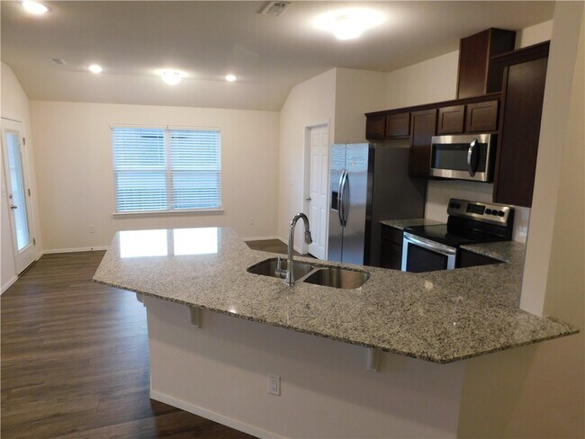 Building Photo - 2995 W Azurite St