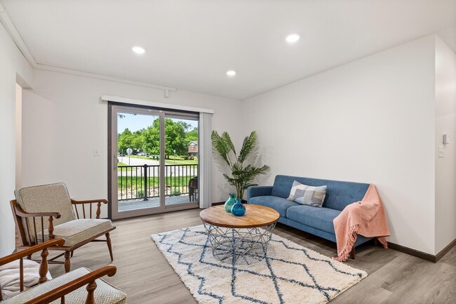 Building Photo - 1665 Riva Ridge Dr