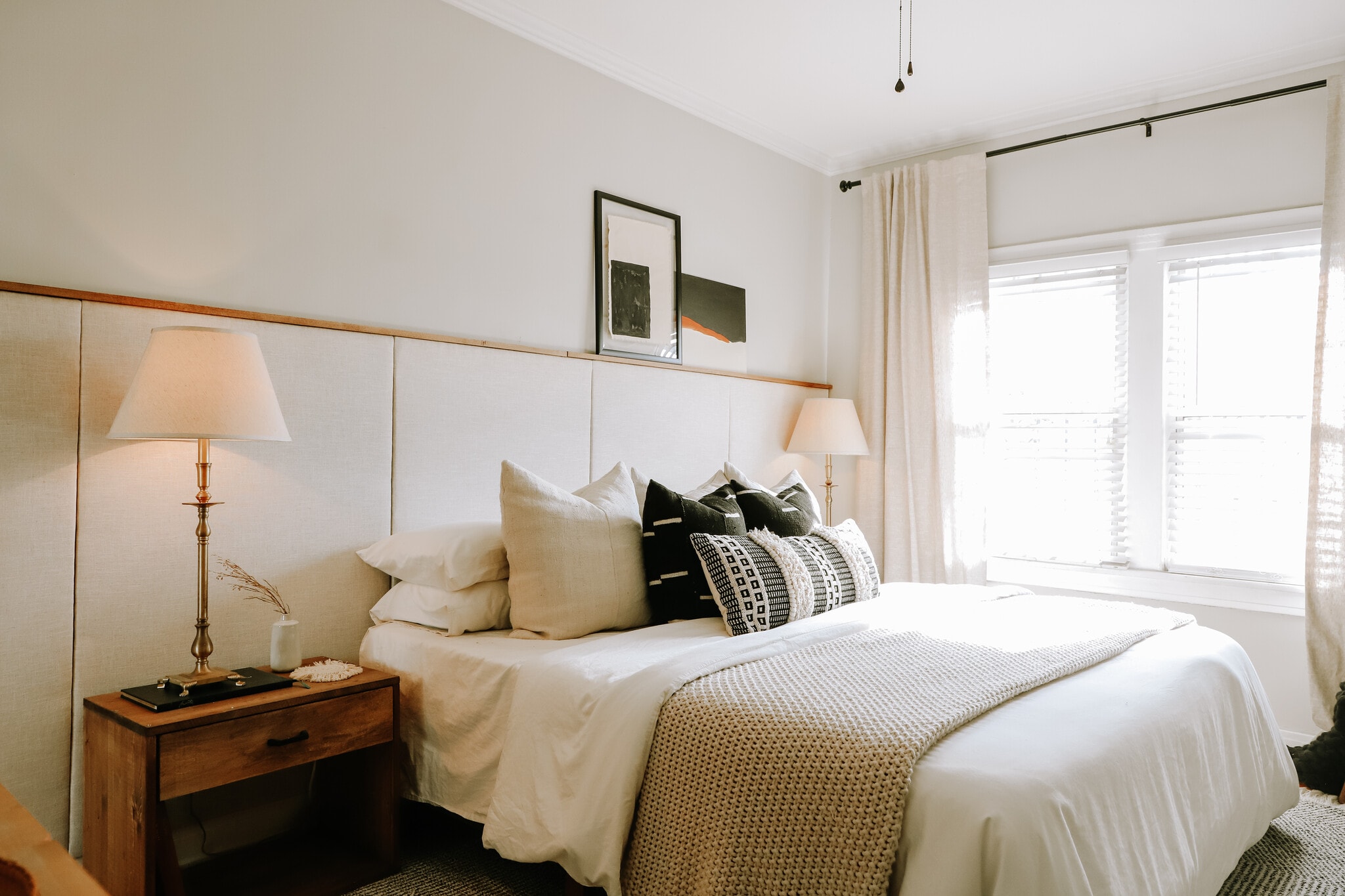 Building Photo - 5246 W Olympic Blvd