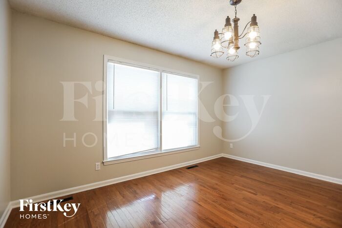 Building Photo - 1512 Oxford Ct