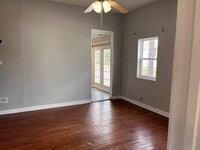 Building Photo - Just minutes away from IUPUI's campus and ...