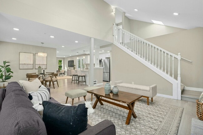 Building Photo - Private Kenmore Retreat | 4 Bed | 2 Bath | Beautifully Updated | Landscaping Included- Available ...