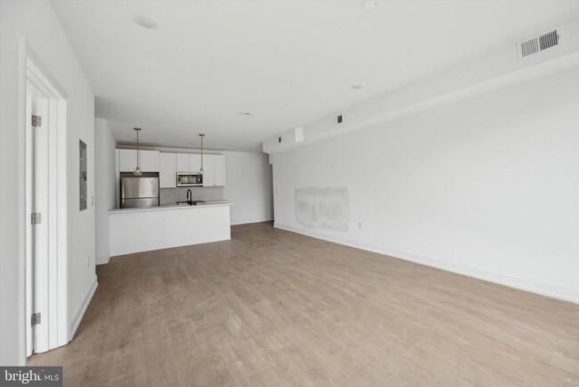 Building Photo - 1614 Ridge Ave