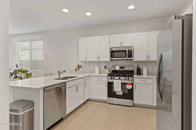 Building Photo - 3065 E Riding Boot Wy