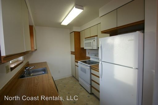 Building Photo - 400 Necanicum Dr