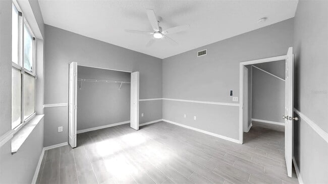 Building Photo - 11208 Sailbrooke Dr