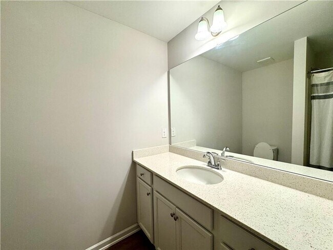 Building Photo - Beautiful Townhome Located at The Borough ...