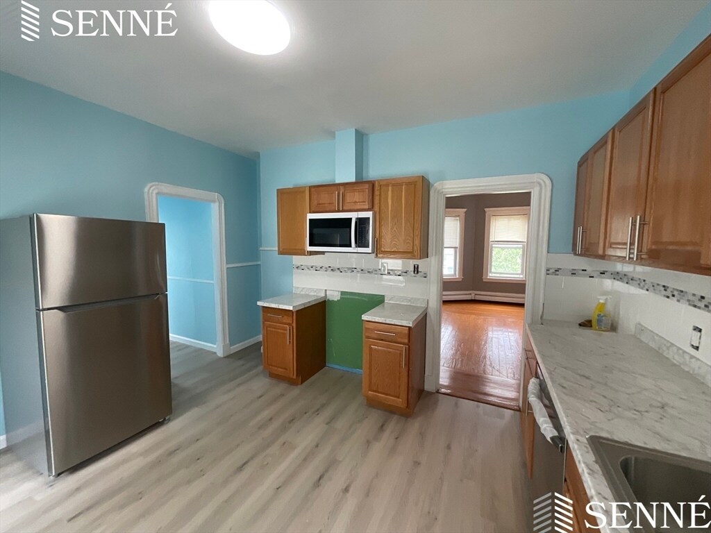 Building Photo - 97 Morrison Ave