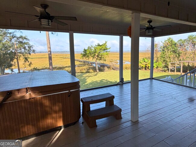 Building Photo - 292 Alexanders Ct