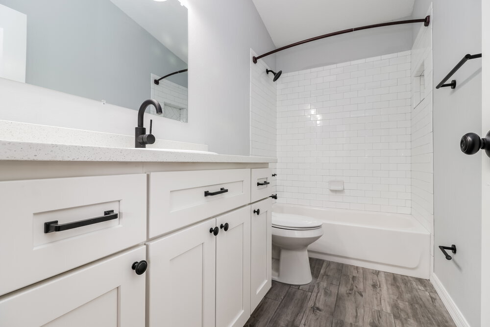 Building Photo - 18034 Birdwater Dr