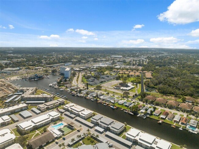 Building Photo - 4518 Garnet Dr