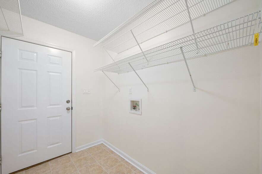 Building Photo - 6951 Cotton Boll Ln