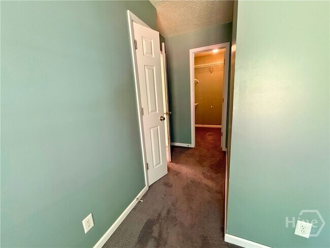 Building Photo - 144 Mills Run Dr