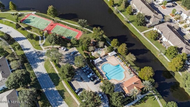 Building Photo - 612 Spruce Creek Rd