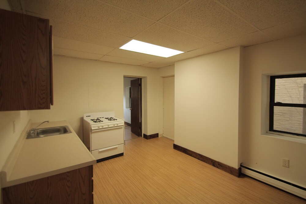 Building Photo - 313 S Trenton Ave