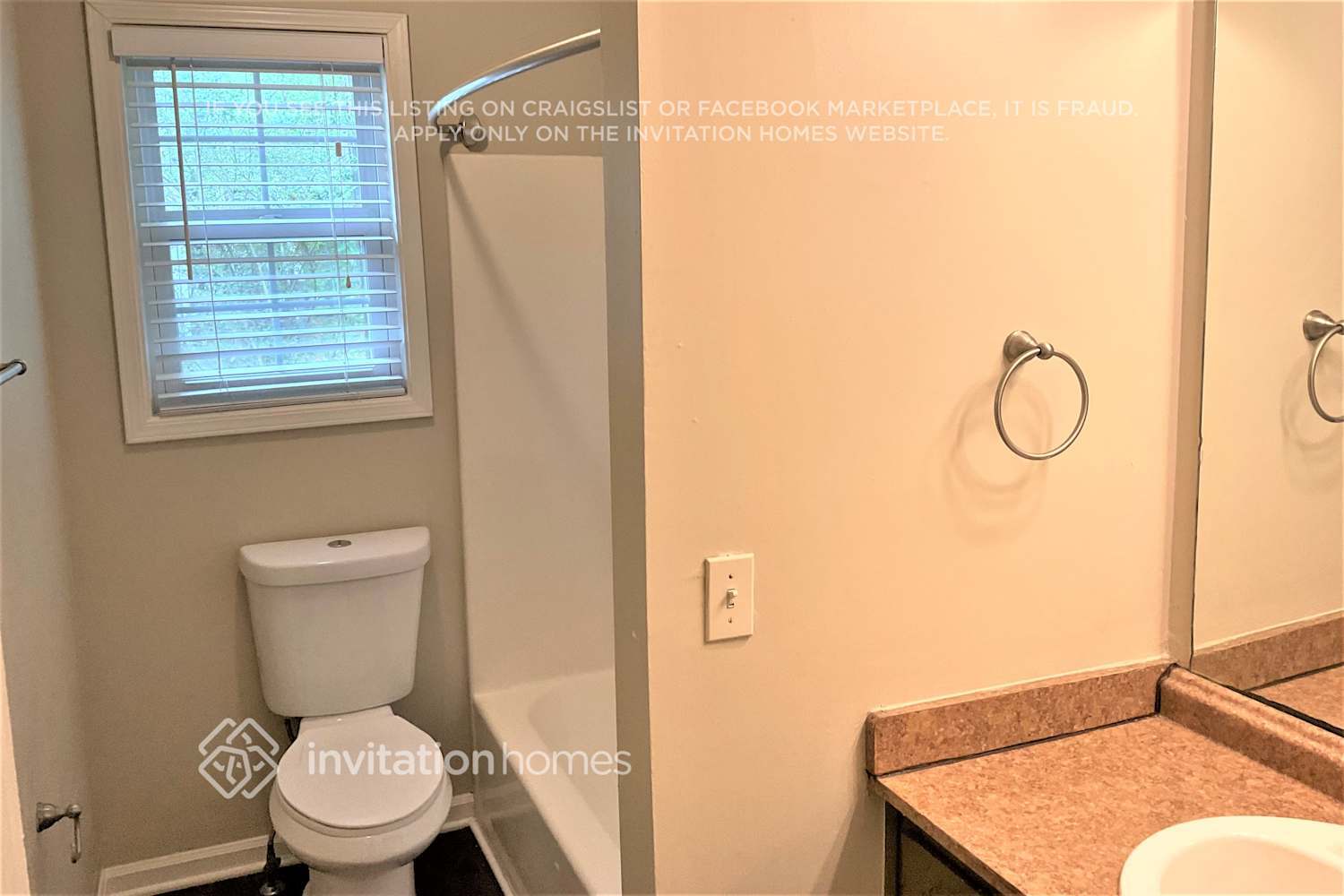 Building Photo - 3106 Palomino Dr