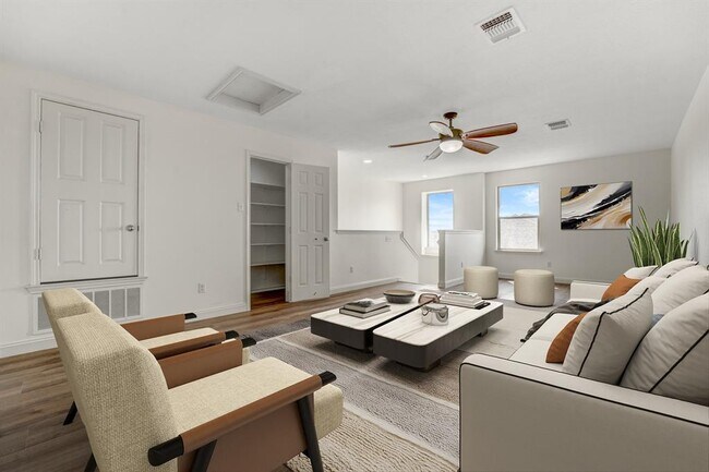 Building Photo - 18616 Star Gazer Way