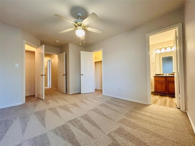 Building Photo - 12307 Abney Dr