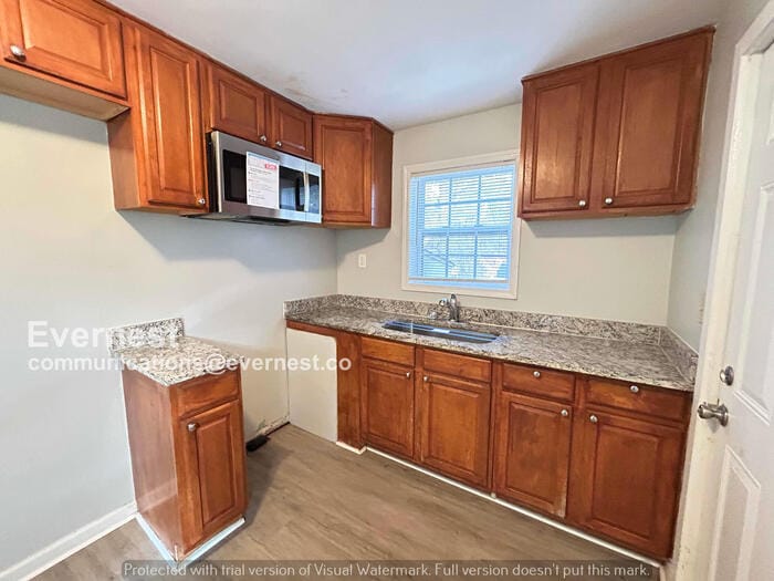 Building Photo - 1819 Oakmont Dr NW