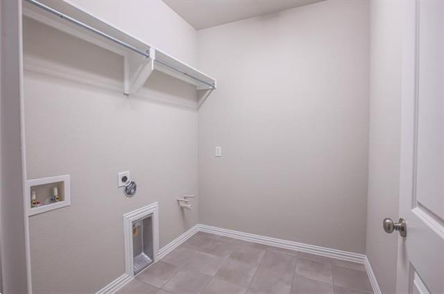 Building Photo - 1708 Daisy Corner Dr