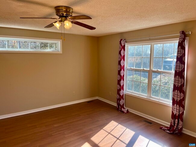 Building Photo - 4678 Garth Rd