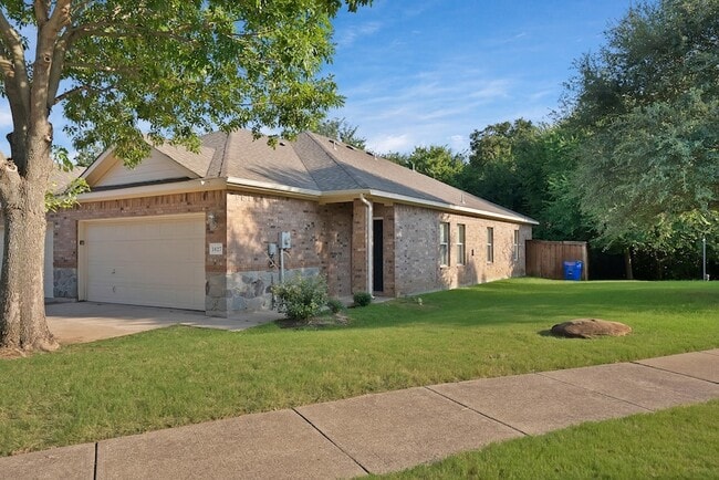 Building Photo - 1427 Piedmont Dr
