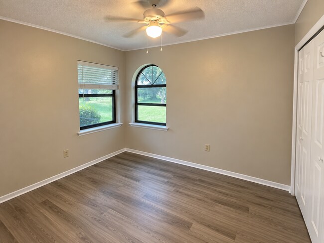 Building Photo - 10011 SW 86th Terrace
