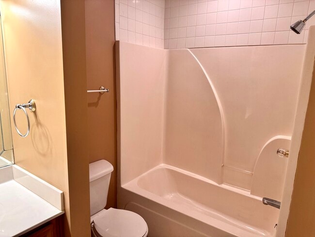 Building Photo - 67 Margaret Rose Ln